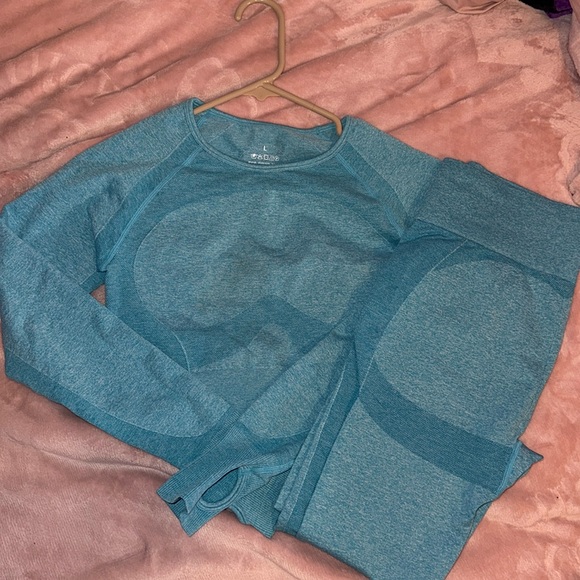 Top & legging gym set - Picture 1 of 2